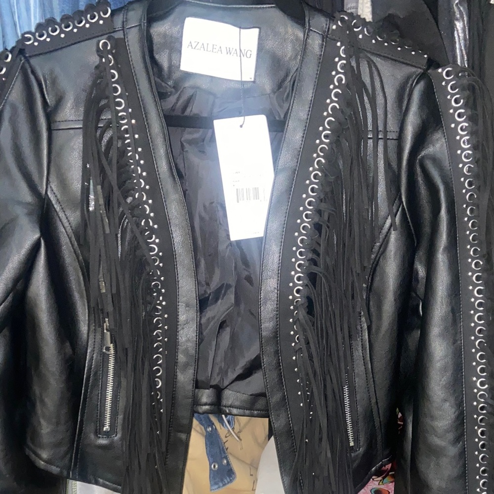 OLIVIER BLACK FRINGE WESTERN JACKET
Azalea Wang NWT!